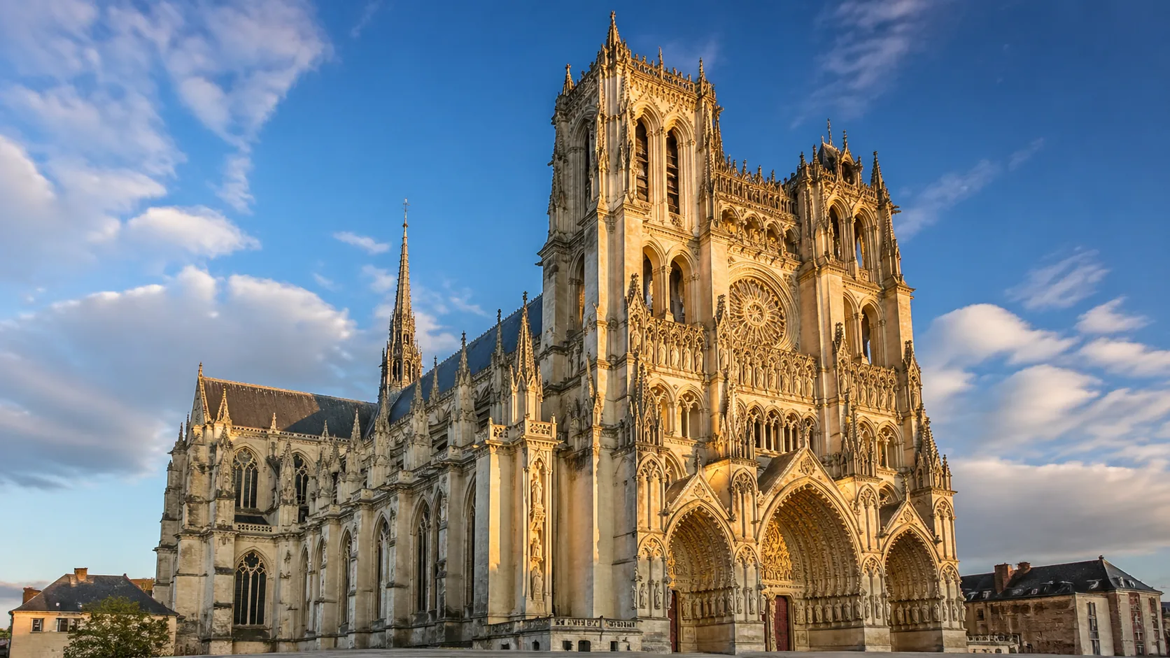 Cathédrale gothique d'Amiens, plus vaste cathédrale de France